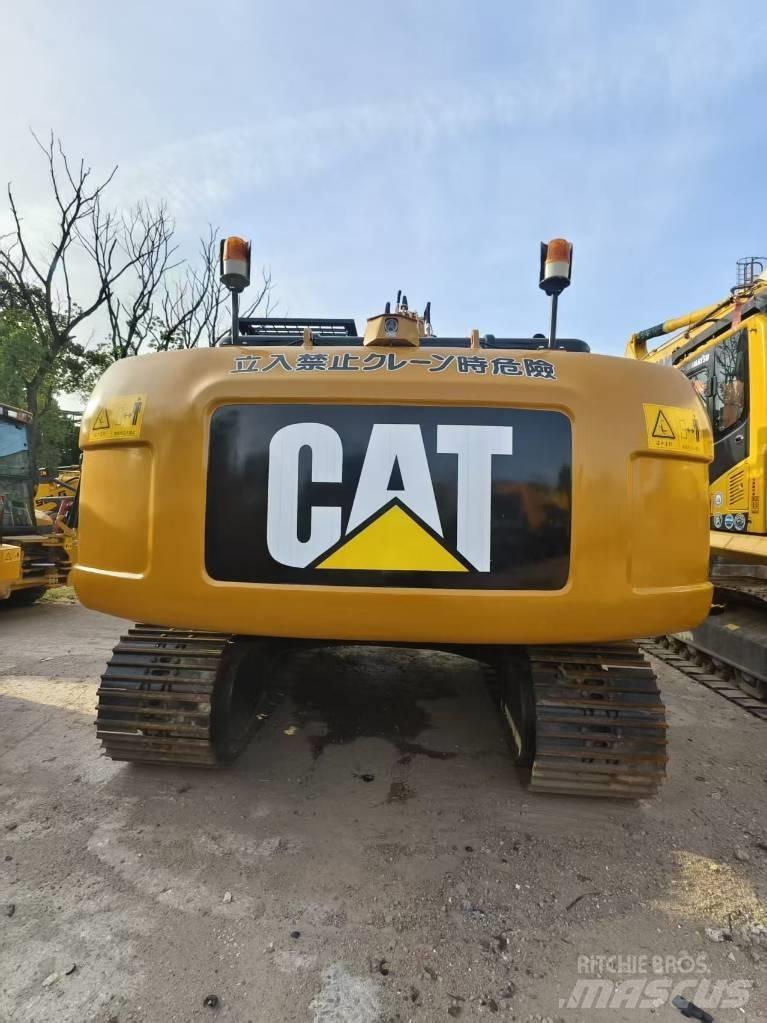 CAT 320 D2L Raupenbagger