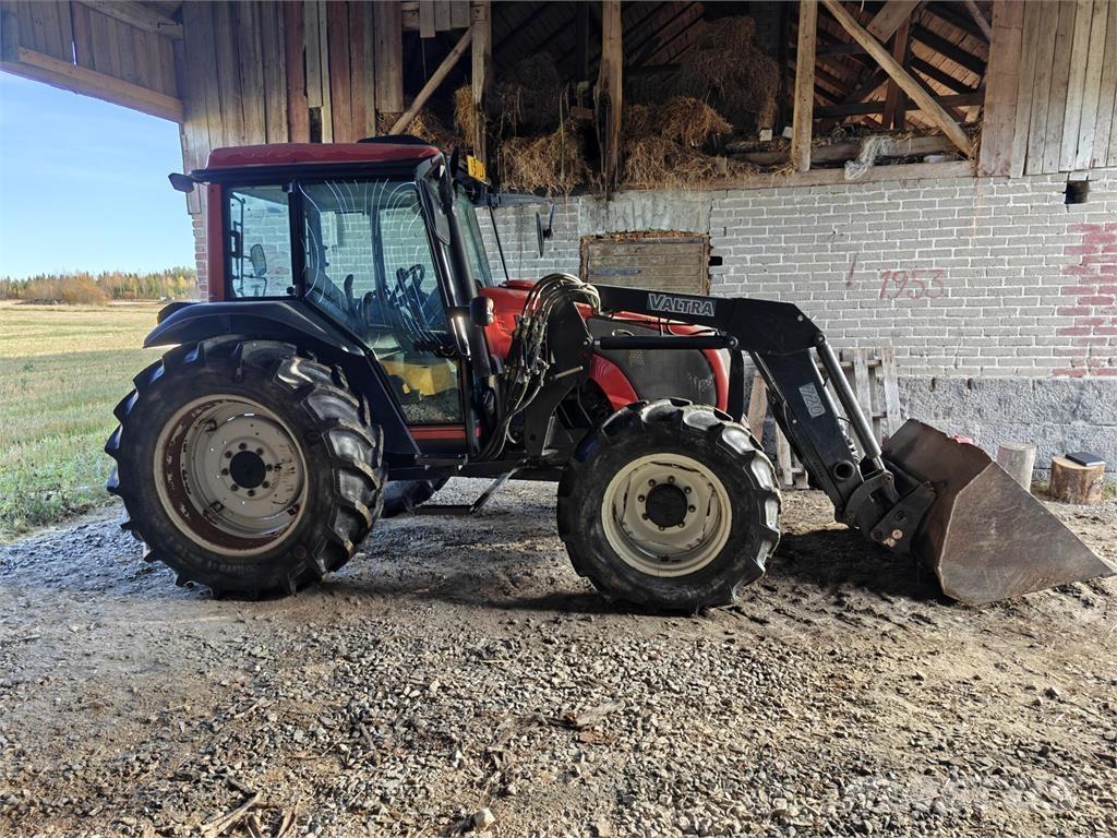 Valtra A95N Traktoren