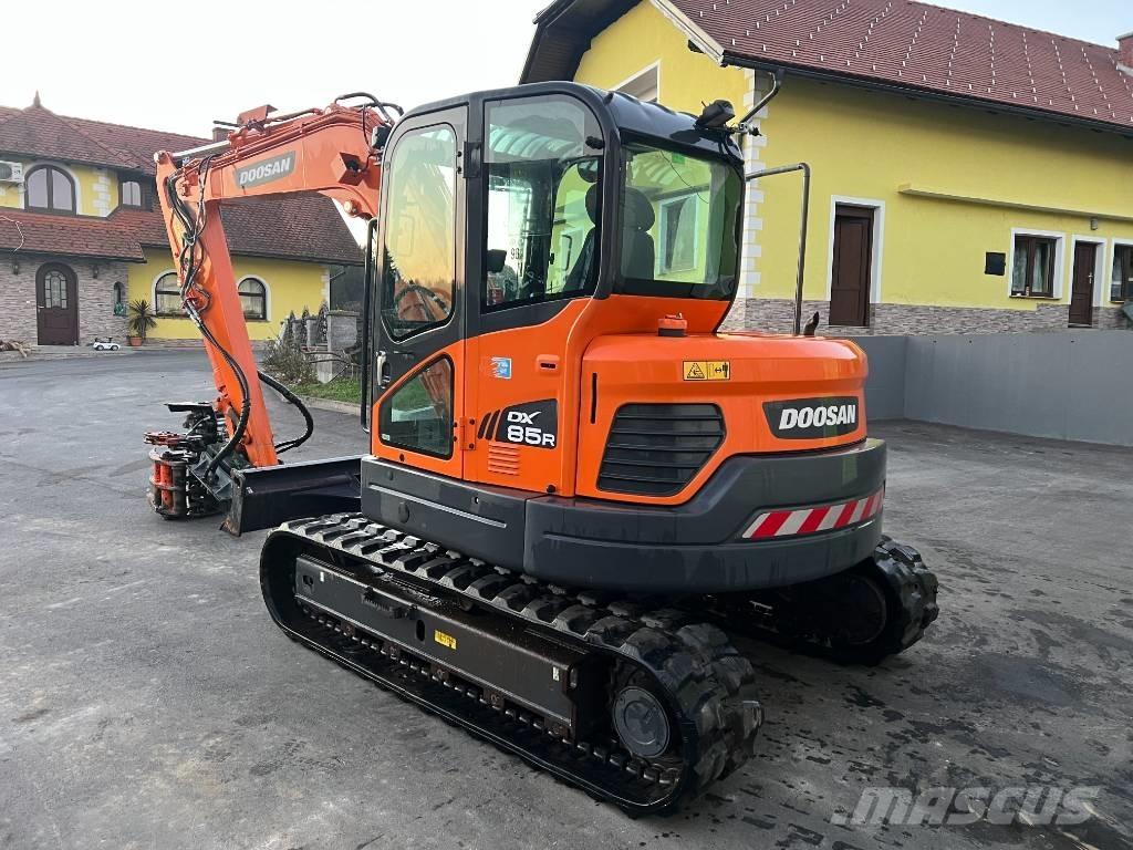 Doosan DX85R-3 Midibagger  7t - 12t