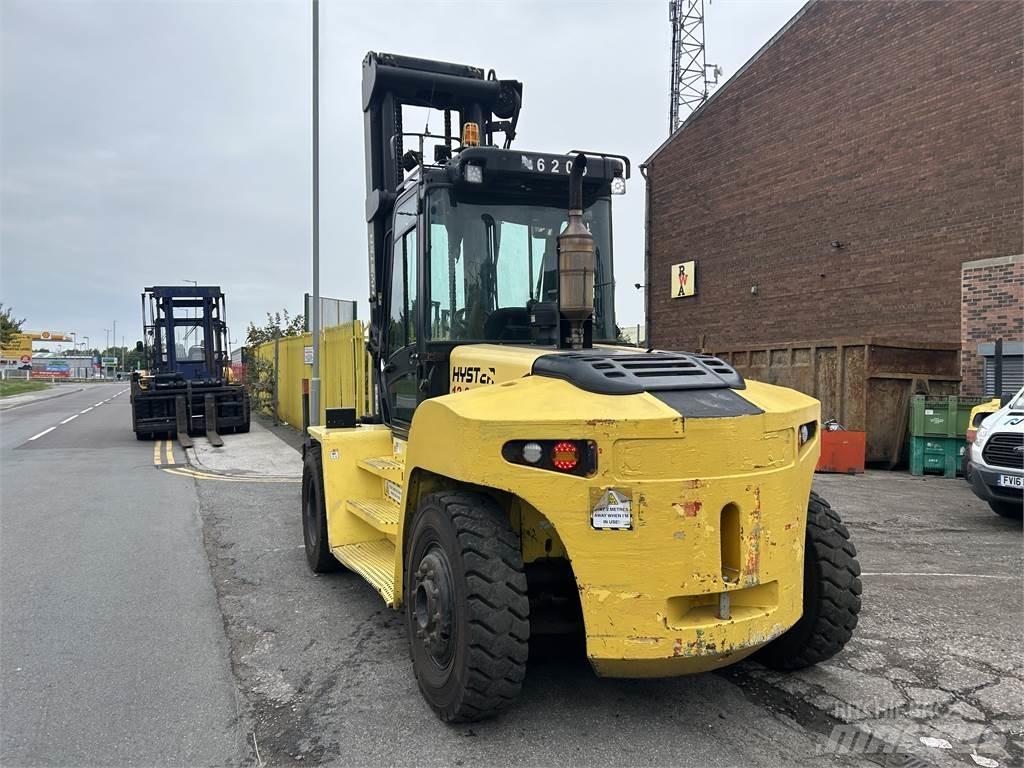 Hyster H12XM-6 Diesel Stapler