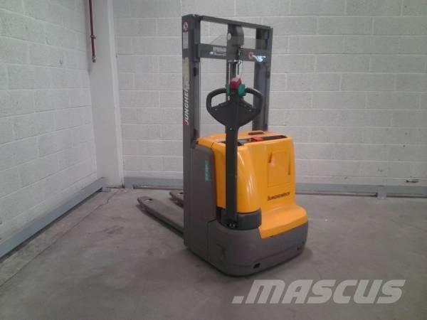 Jungheinrich EJC 110 Deichselstapler