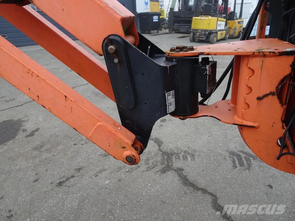 JLG 600AJ Gelenkteleskoparbeitsbühnen