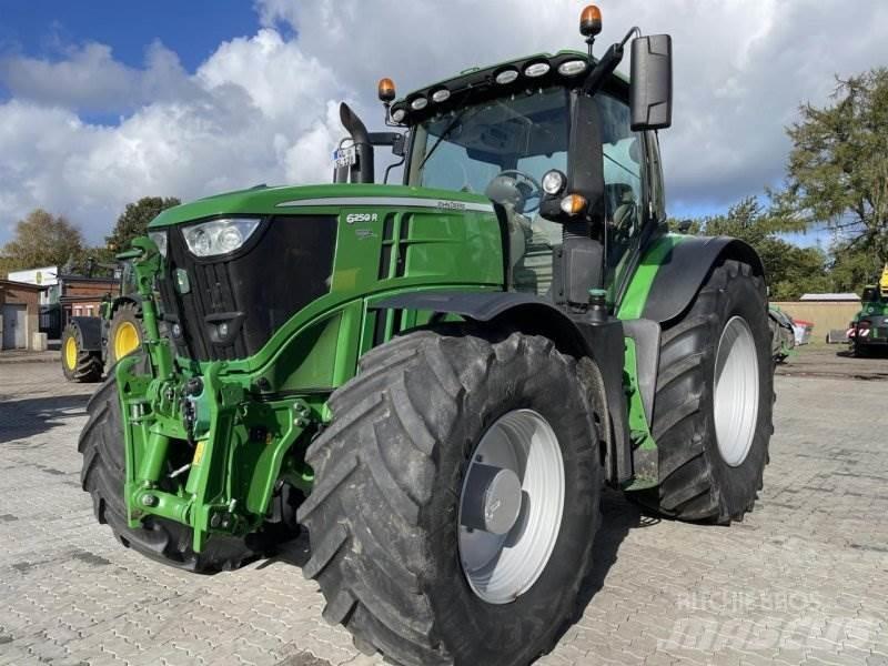 John Deere 6250R Sonstige Landmaschinen