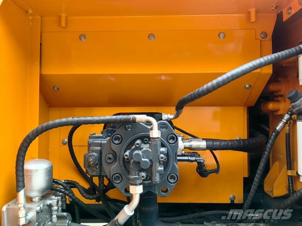 Hyundai 305LC-9 Raupenbagger