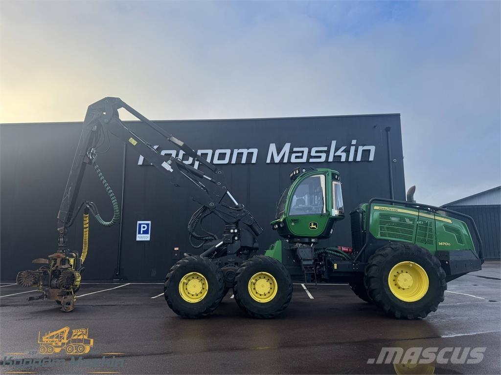 John Deere 1470G Harvester