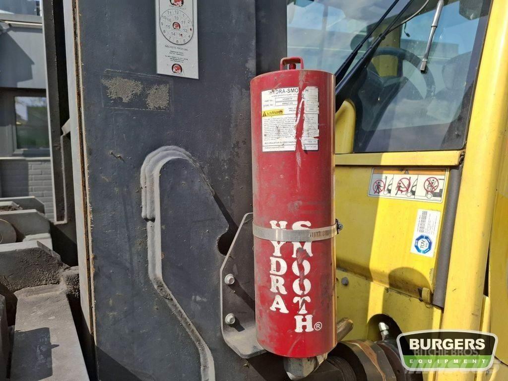 Hyster H8.0FT-9 Gas Stapler