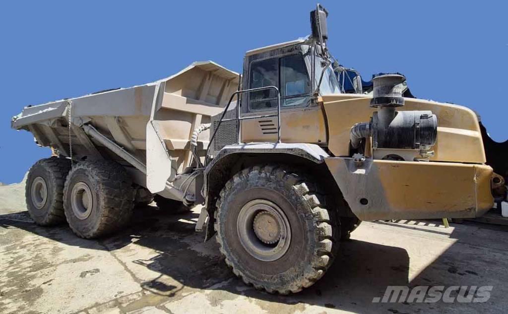 Bell B40D - 6x6 Dumper - Knickgelenk