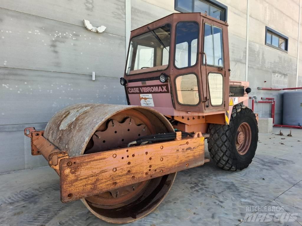 CASE Vibromax W1102D Walzenzüge