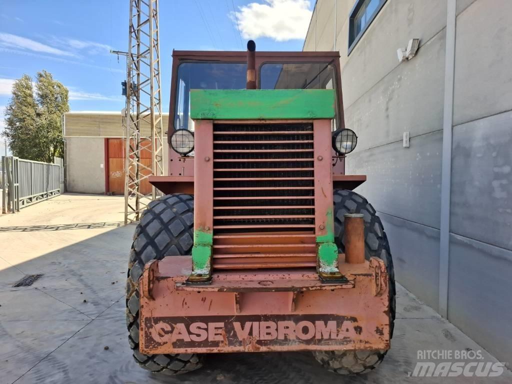 CASE Vibromax W1102D Walzenzüge