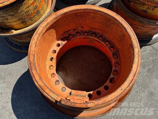 Hitachi LX 290 RIMS Reifen