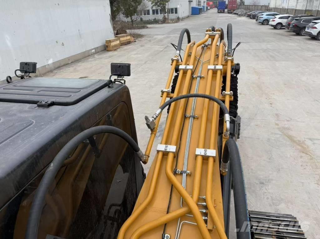 Sany SY 215 C Raupenbagger