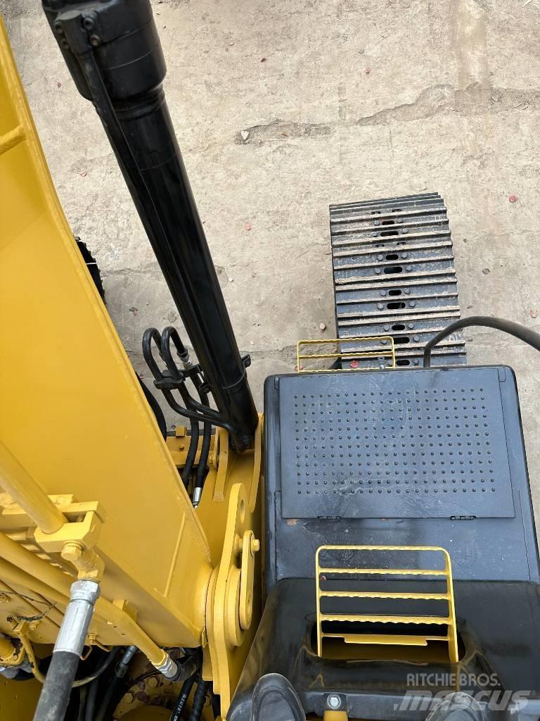 CAT 320 D Raupenbagger