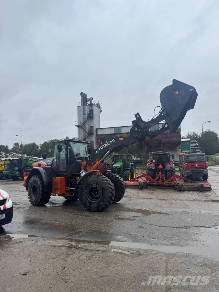 Hitachi ZW220 Radlader