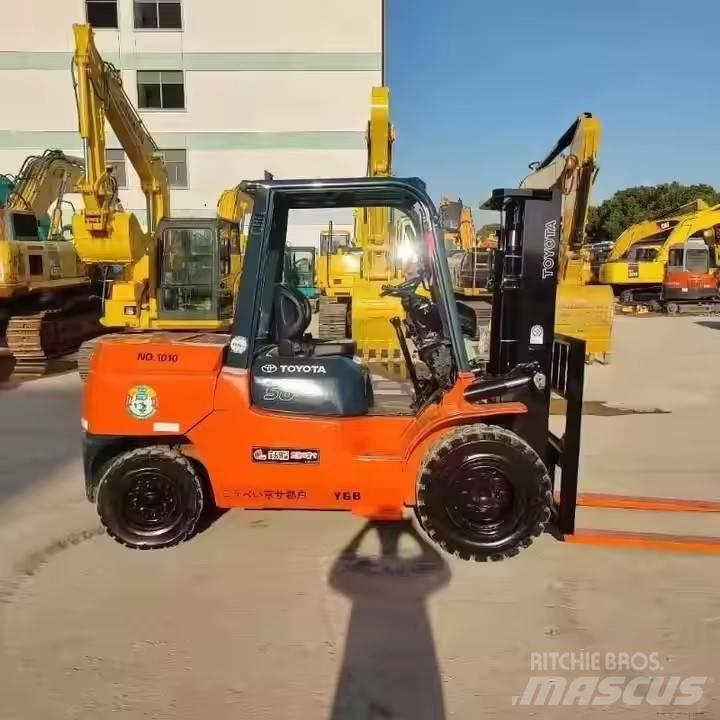 Toyota FD50 Diesel Stapler