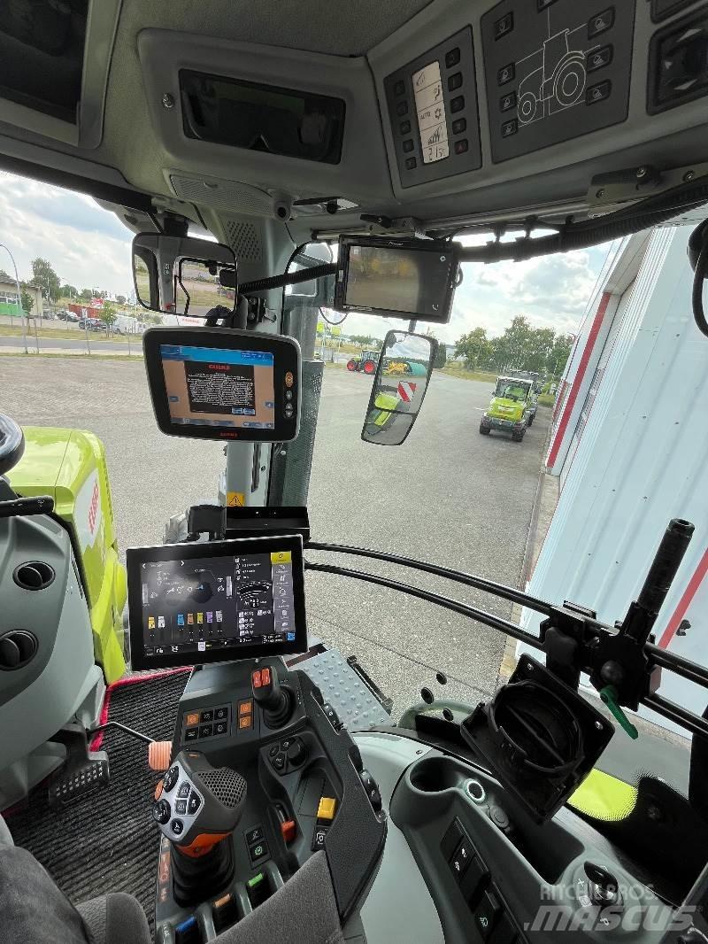 CLAAS Axion 870 Traktoren