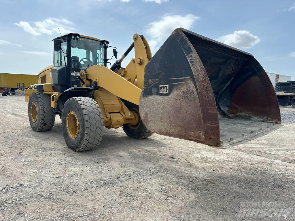 CAT 938M Radlader