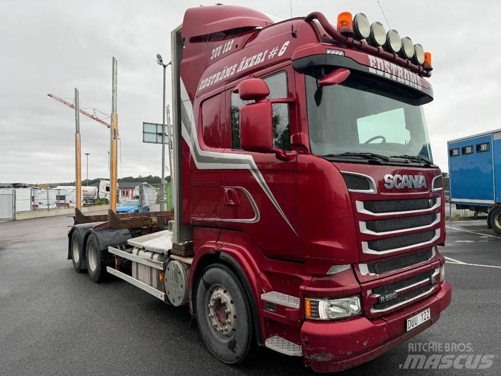 Scania R 560 Holzfahrzeuge
