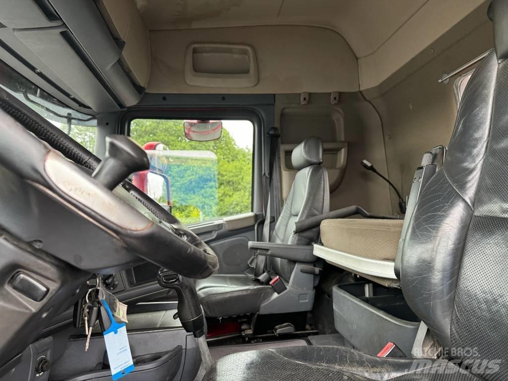 Scania R 560 Holzfahrzeuge