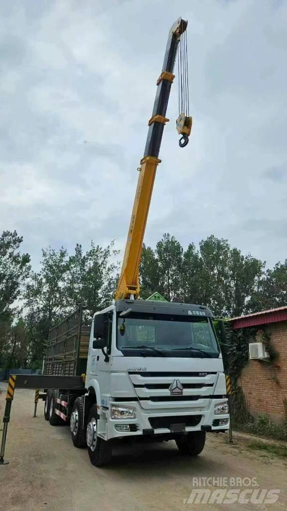 Howo 371 375 380 Kranwagen