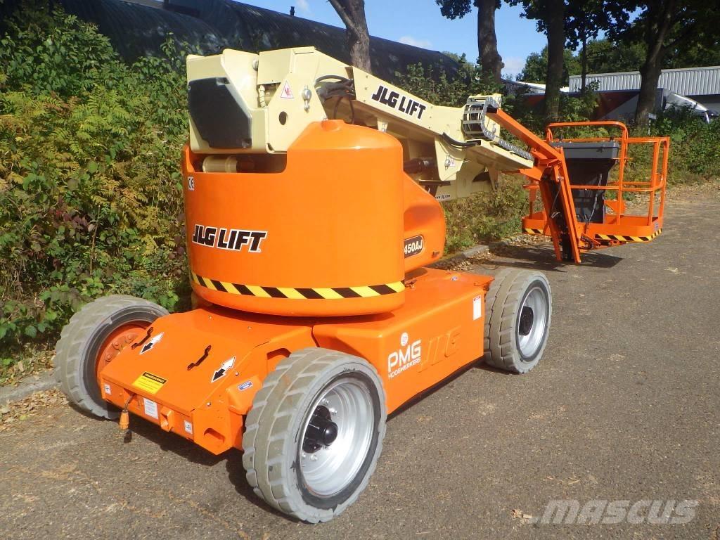 JLG E450AJ Gelenkteleskoparbeitsbühnen