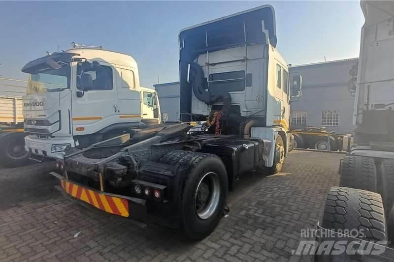 Tata PRIMA 4X2 Andere Fahrzeuge