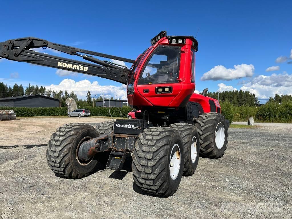 Komatsu 911.6 Harvester