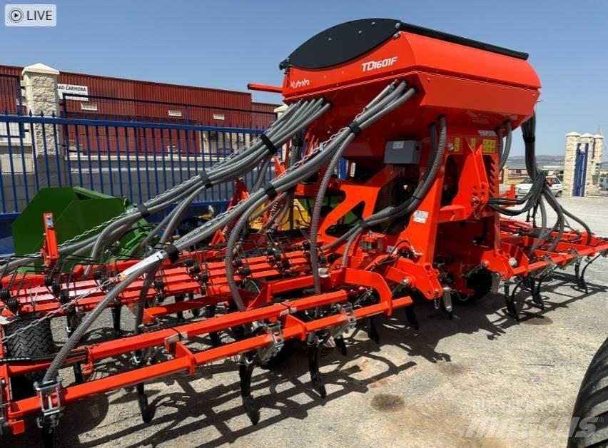 Kubota TD1001F Drillmaschinen