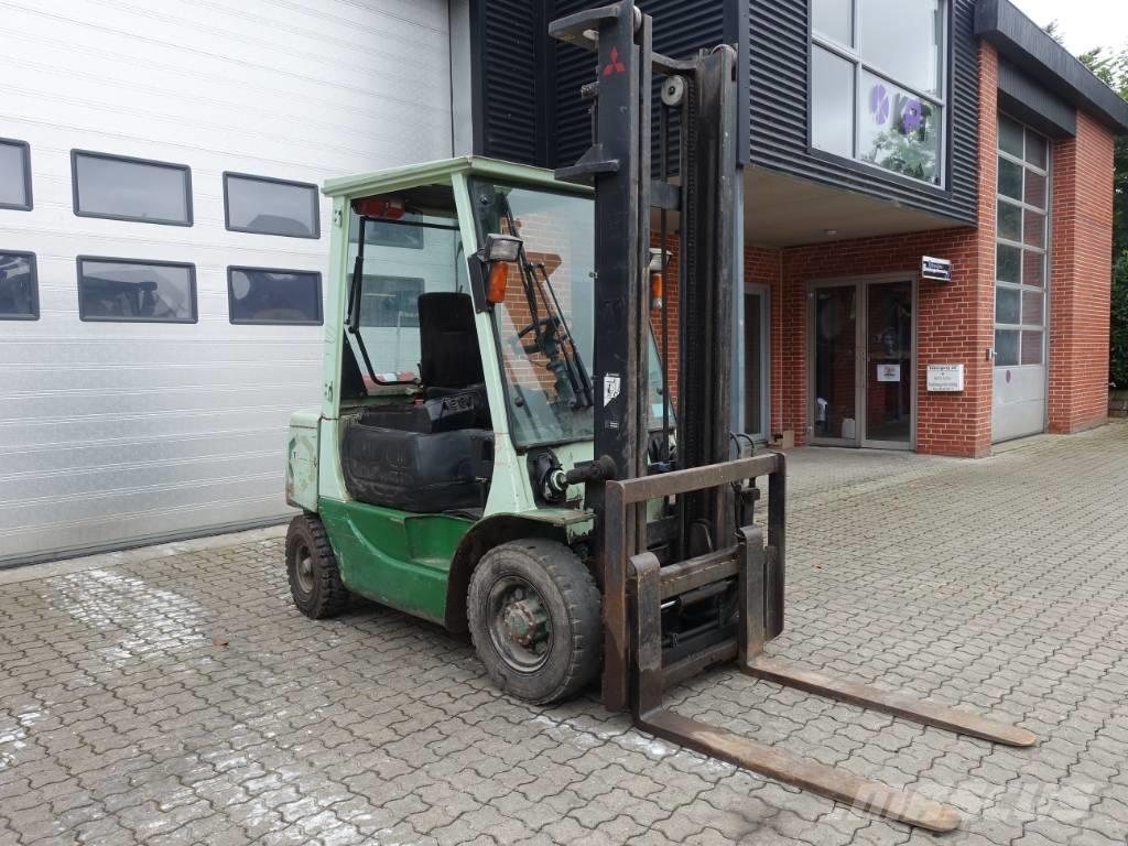 Mitsubishi FD 25 T Diesel Stapler