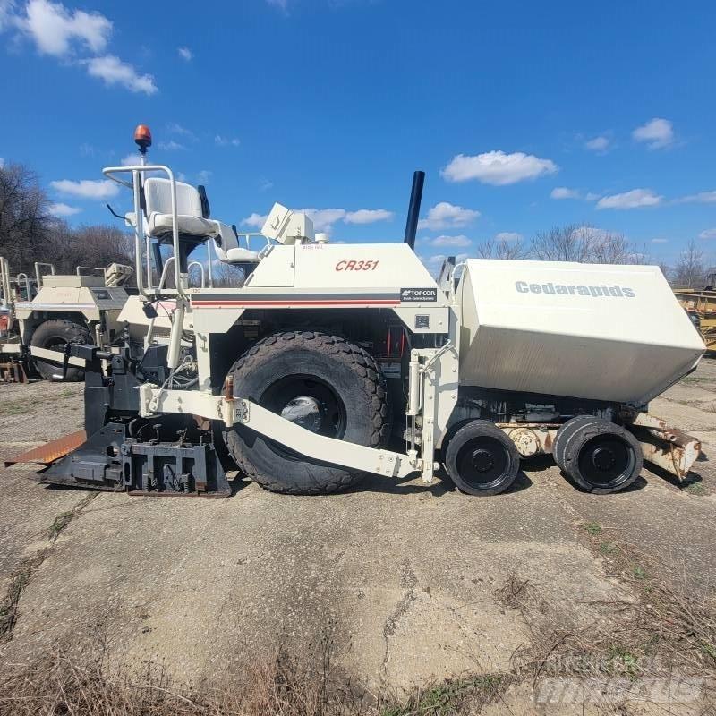 Cedar Rapids CR351 Strassenfertiger