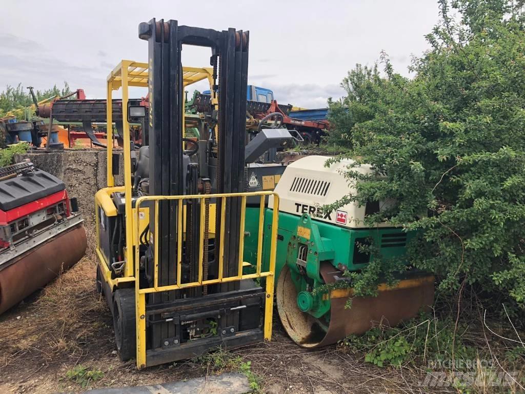 Hyster E 2.50 XM Elektro Stapler