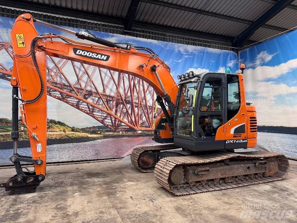 Doosan DX 140 LCR-5 Raupenbagger