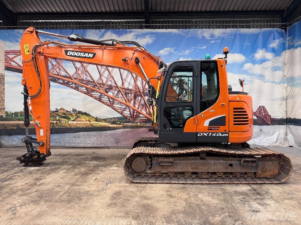 Doosan DX 140 LCR-5 Raupenbagger
