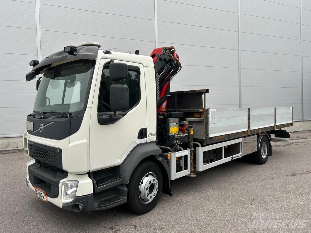 Volvo FL Kranwagen