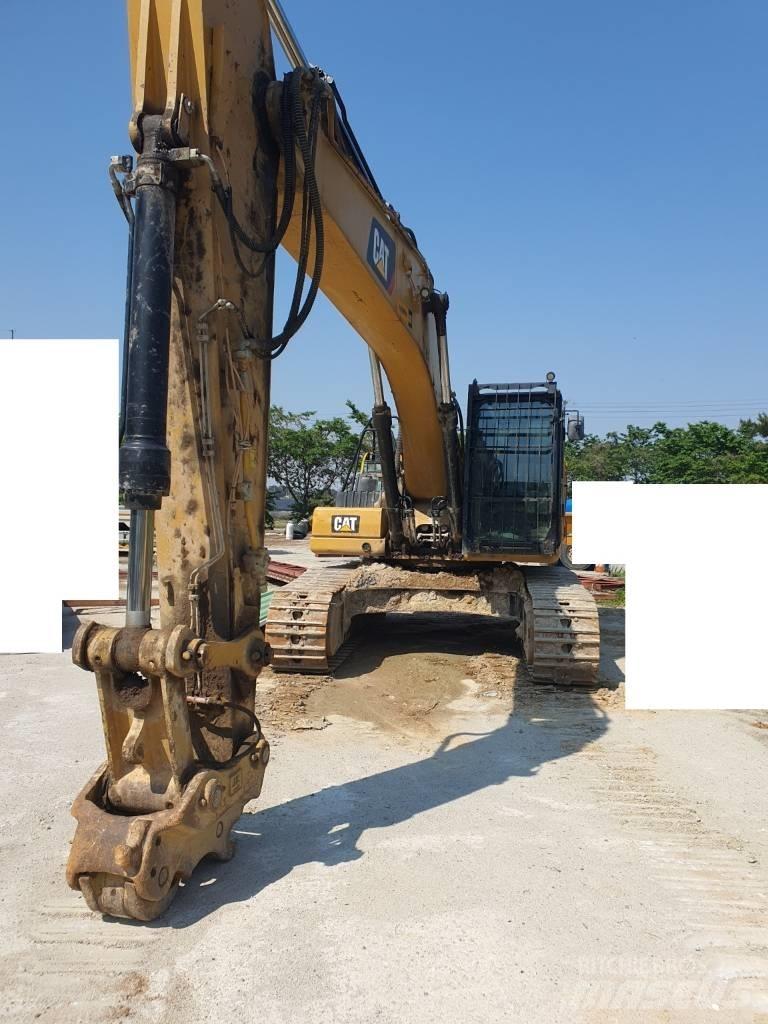 CAT 330F Raupenbagger