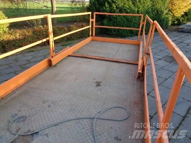 Liftlux SL140-24 Scheren-Arbeitsbühnen
