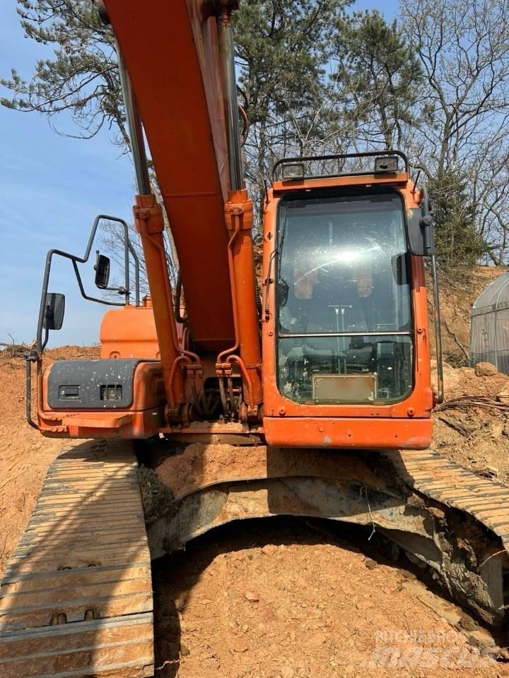 Doosan DX 220 LCA Raupenbagger