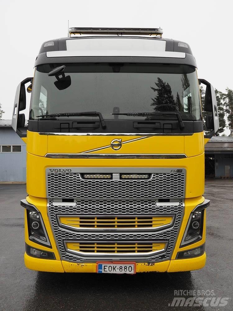 Volvo FH 16 Holztransportanhänger