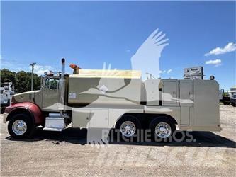 Peterbilt 330 Sonstige Baumaschinen