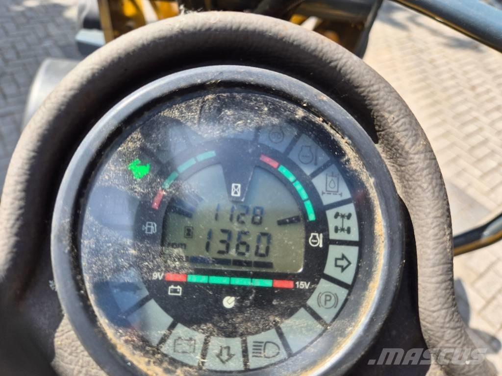 Mustang AL 306 Minilader