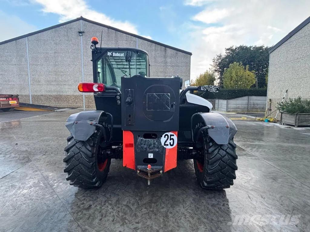 Bobcat TL360 Teleskoplader für Landwirtschaft