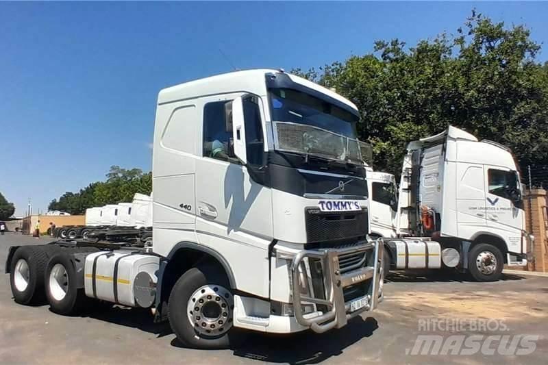 Volvo FH440 6X4 Andere Fahrzeuge