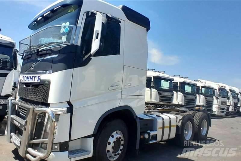 Volvo FH440 6X4 Andere Fahrzeuge