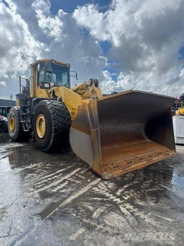 Komatsu WA 320-8 Radlader