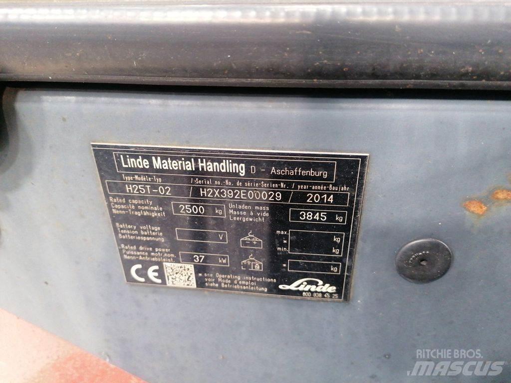 Linde H25T-02 Gas Stapler