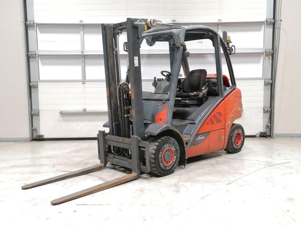 Linde H25T-02 Gas Stapler