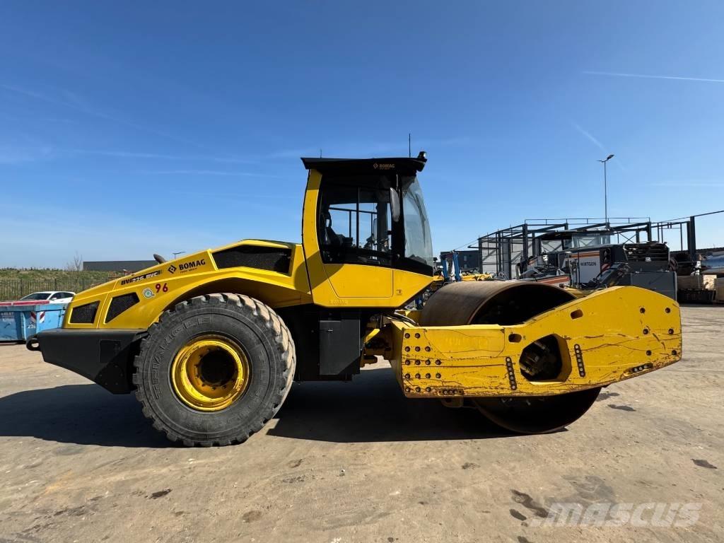 Bomag BW 226 BVC-5 Walzenzüge