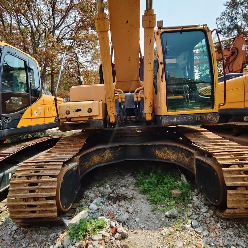 Hyundai Robex 305 LC Raupenbagger