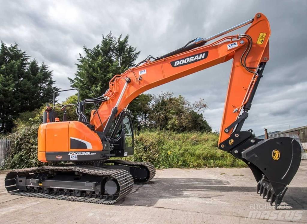 Doosan DX 235 LCR-5 Raupenbagger