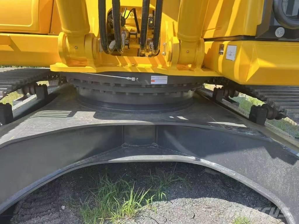 Komatsu 300-7 Raupenbagger