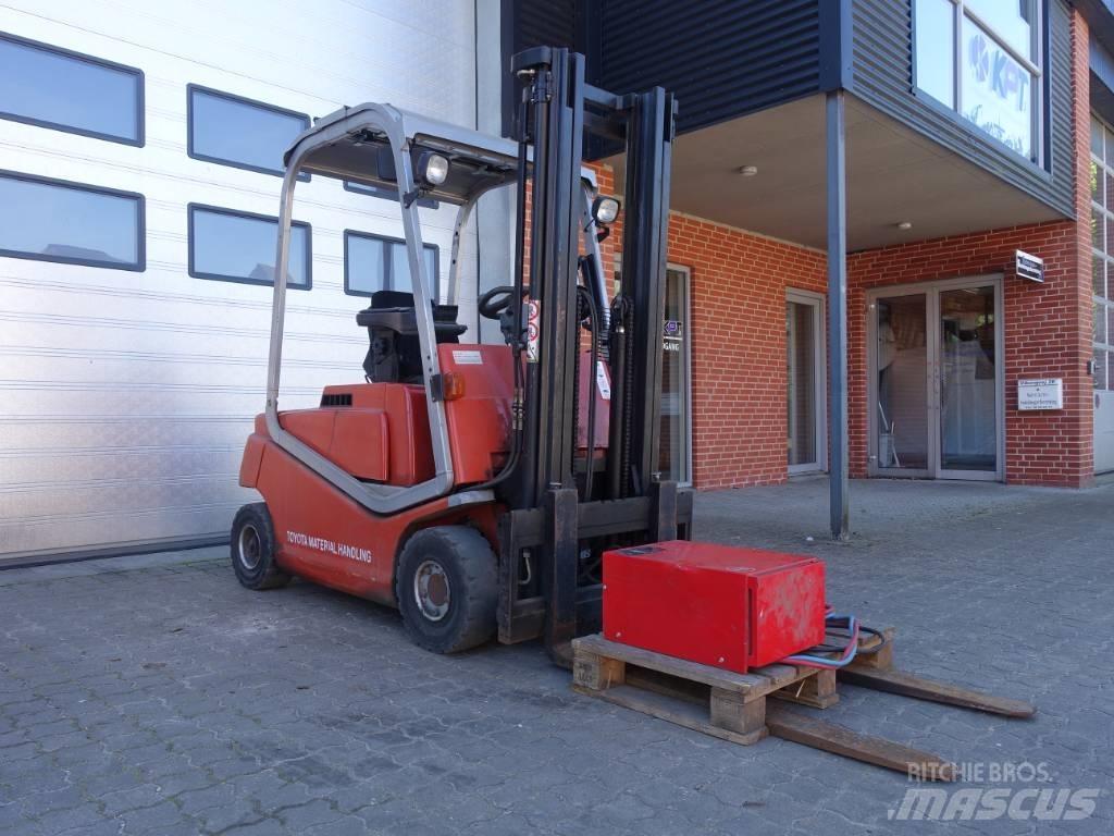 BT CBE 16 F CARGO Elektro Stapler